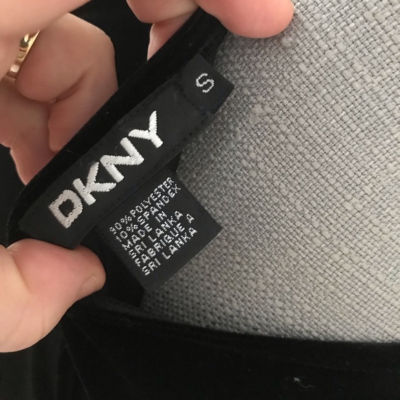 Vintage DKNY black 2 piece pant suit. - Picture 7 of 8